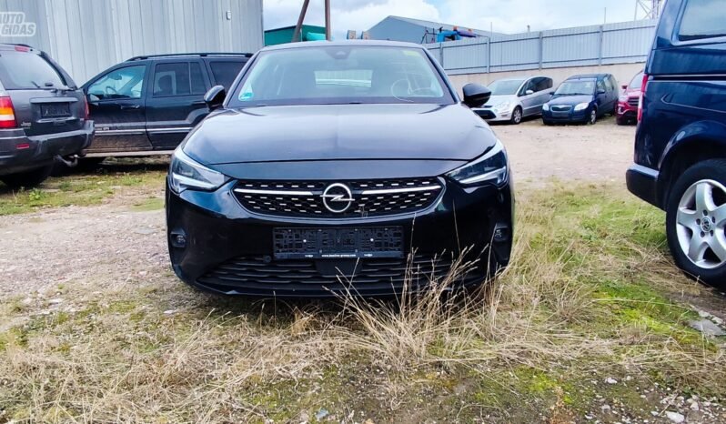 Opel Corsa pilnas