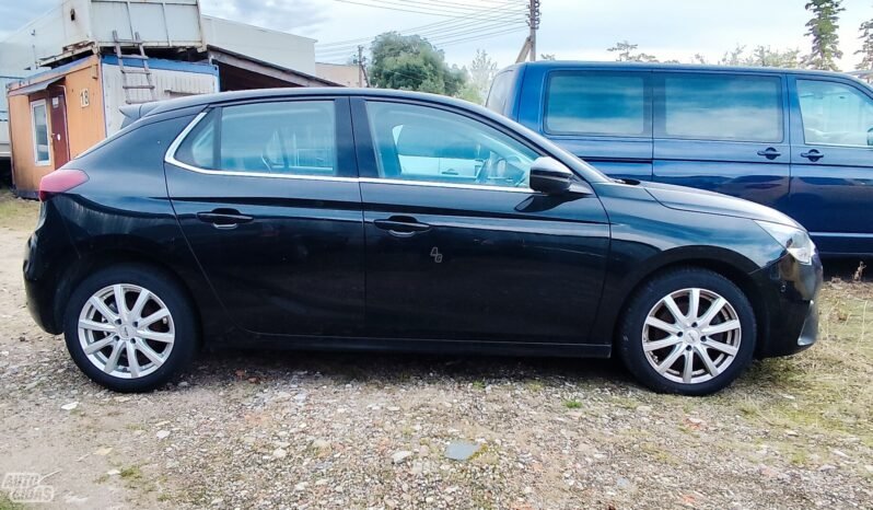 Opel Corsa pilnas