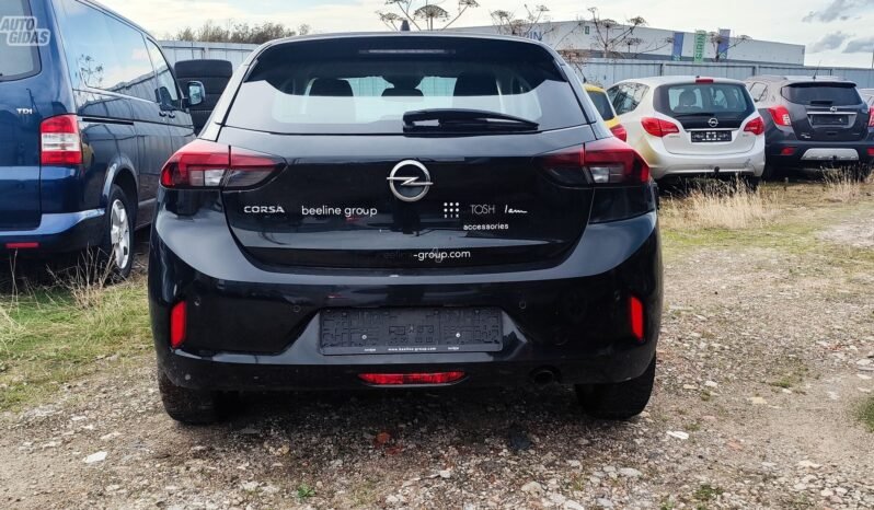 Opel Corsa pilnas