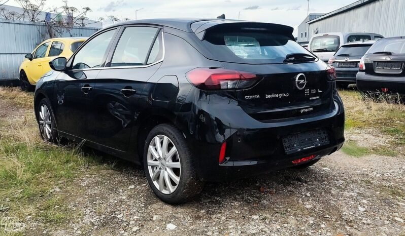 Opel Corsa pilnas