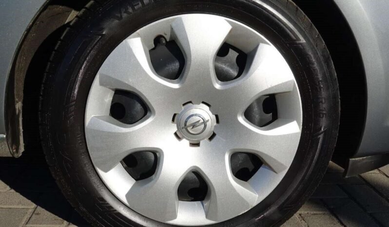 Opel Meriva pilnas