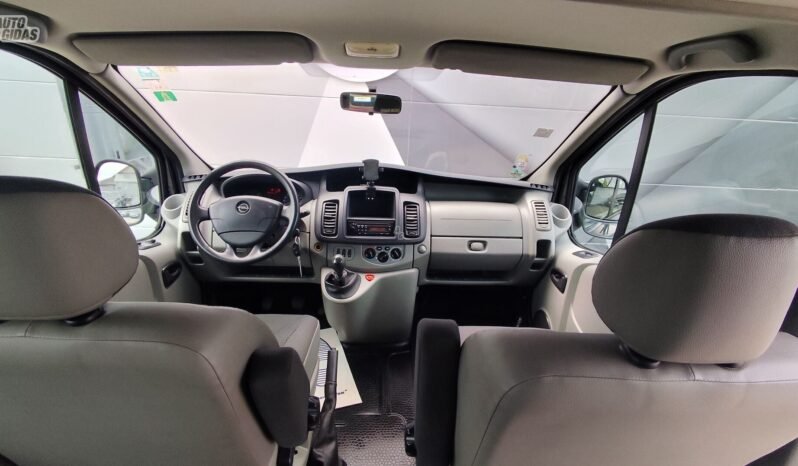 Opel Vivaro pilnas