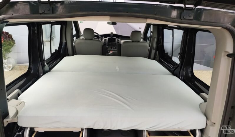 Opel Vivaro pilnas