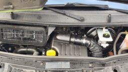 Opel Vivaro pilnas
