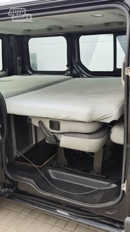 Opel Vivaro pilnas