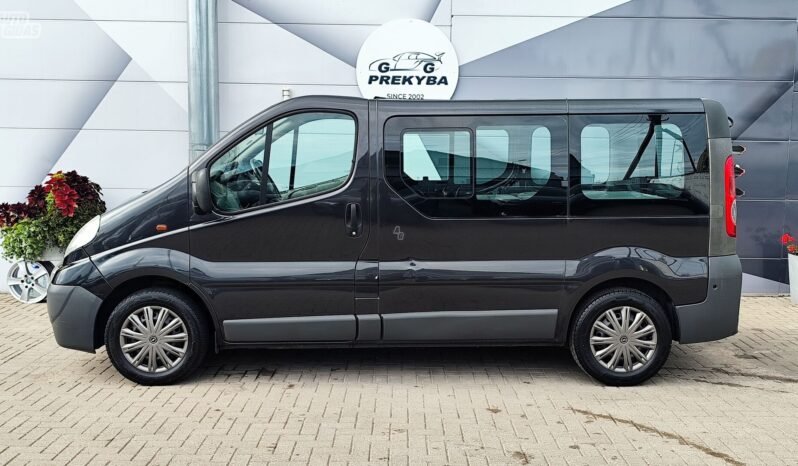 Opel Vivaro pilnas