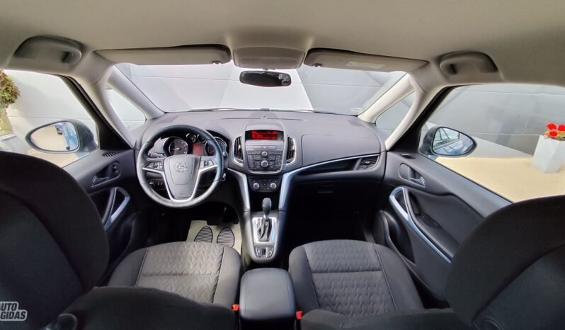 Opel Zafira pilnas