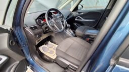 Opel Zafira pilnas