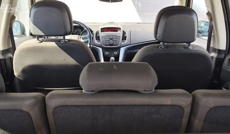 Opel Zafira pilnas
