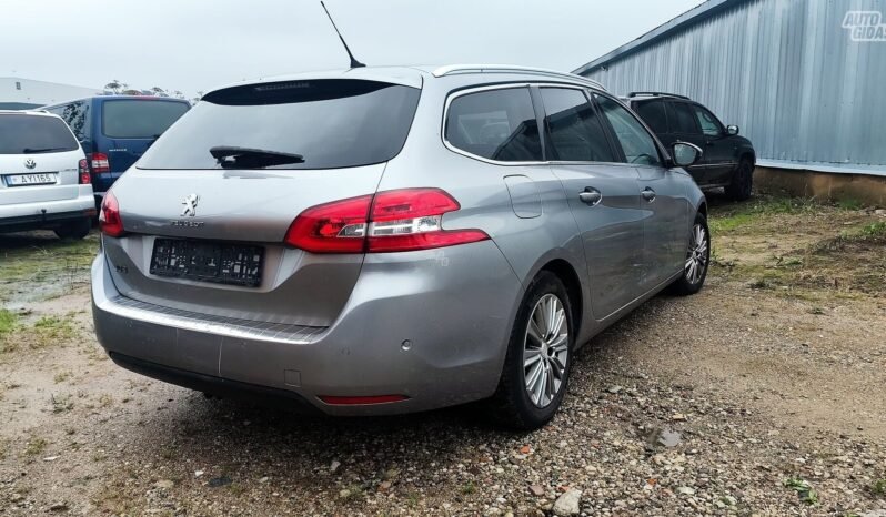 Peugeot 308 pilnas