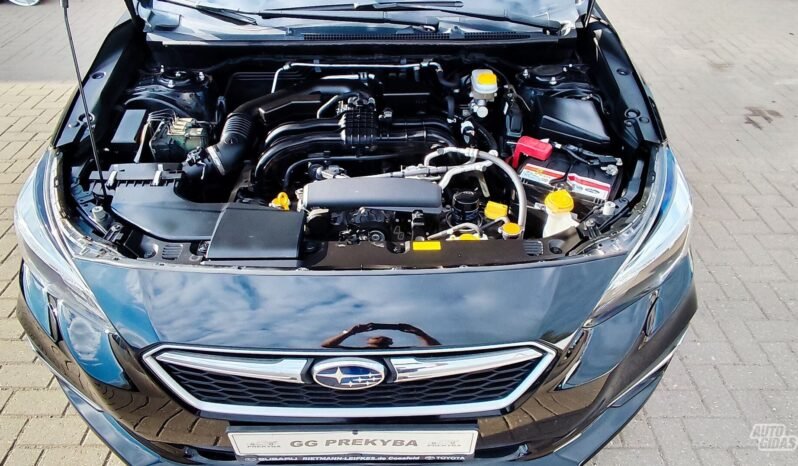 Subaru Impreza pilnas
