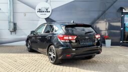 Subaru Impreza pilnas