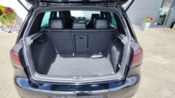 Volkswagen Golf pilnas
