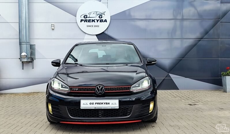 Volkswagen Golf pilnas