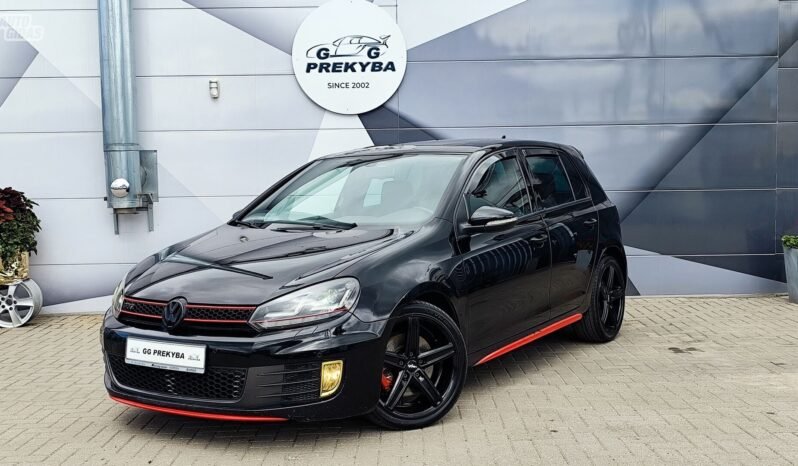 Volkswagen Golf pilnas