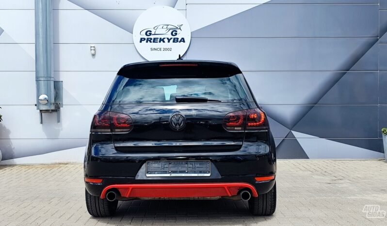 Volkswagen Golf pilnas