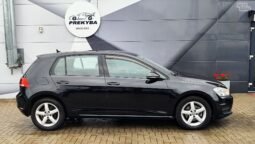Volkswagen Golf pilnas