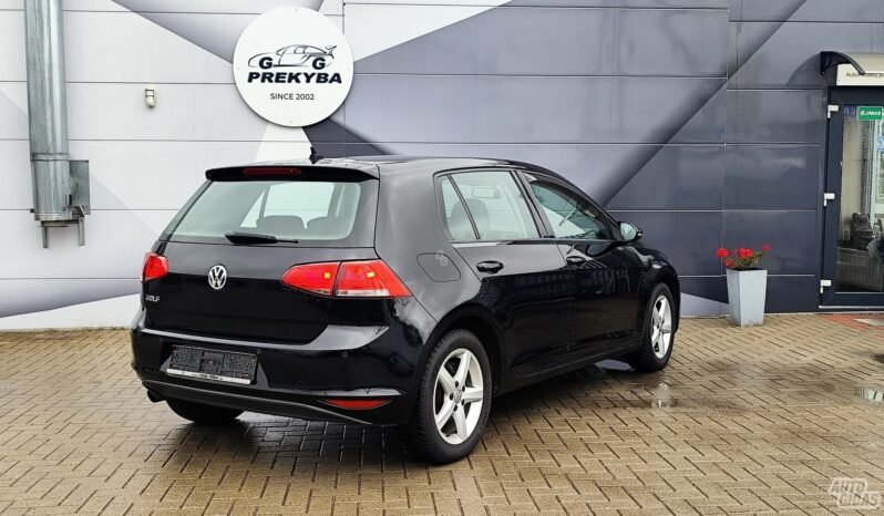 Volkswagen Golf pilnas