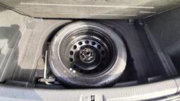 Volkswagen Golf pilnas