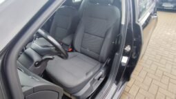 Volkswagen Golf pilnas