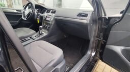 Volkswagen Golf pilnas