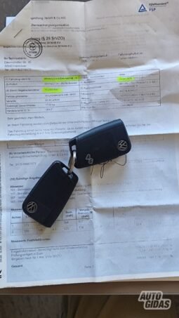 Volkswagen Golf pilnas