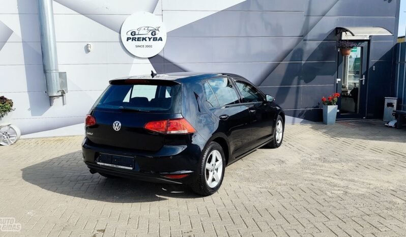 Volkswagen Golf pilnas