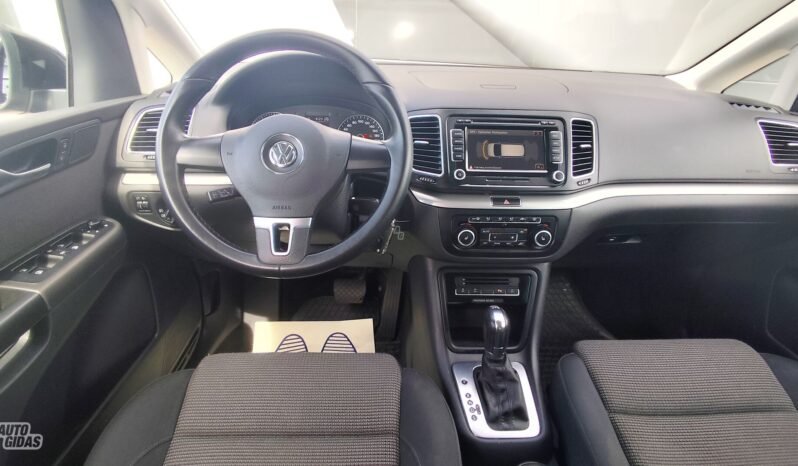 Volkswagen Sharan pilnas