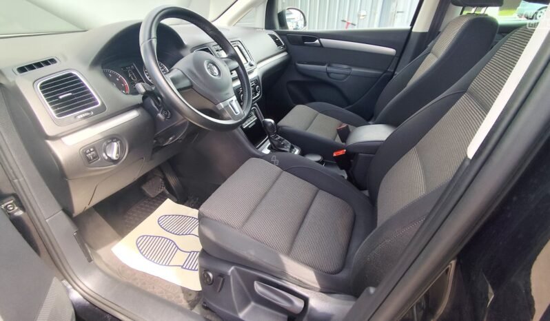 Volkswagen Sharan pilnas