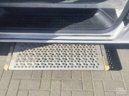 Volkswagen Transporter pilnas