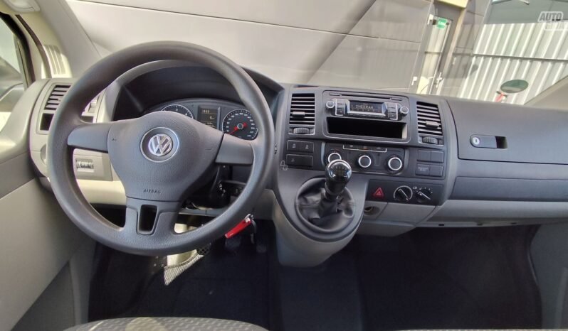 Volkswagen Transporter pilnas