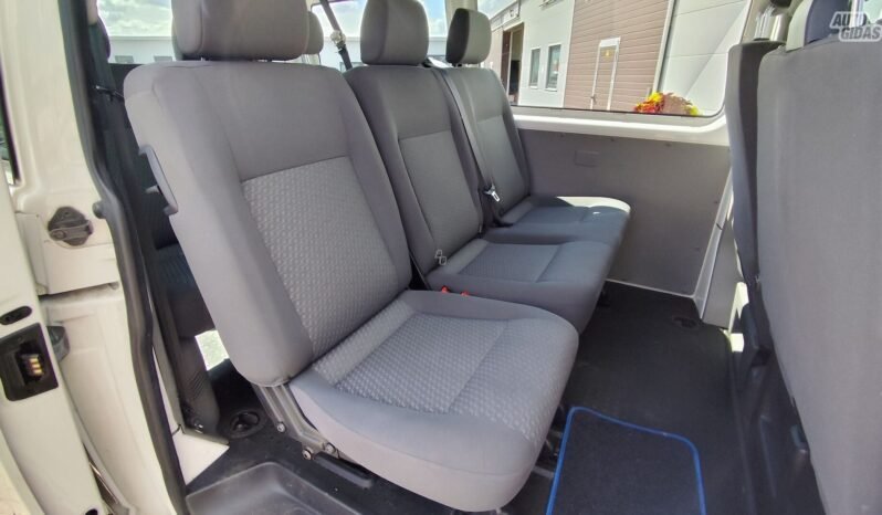 Volkswagen Transporter pilnas