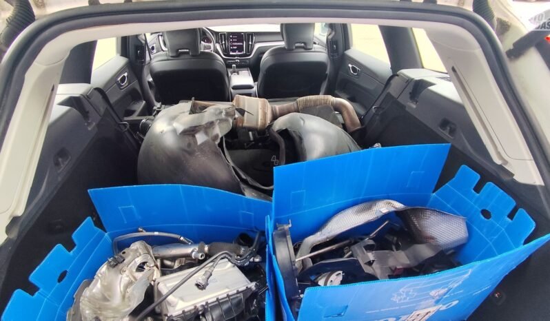 Volvo XC60 pilnas
