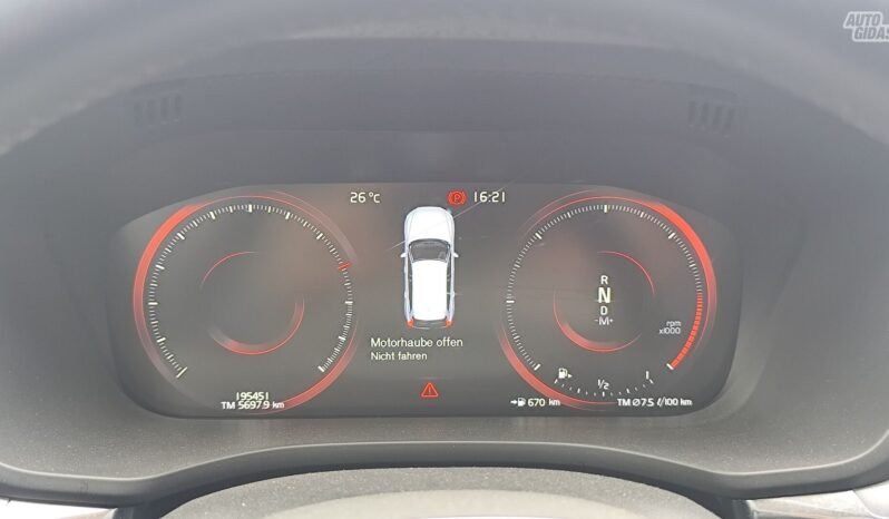 Volvo XC60 pilnas